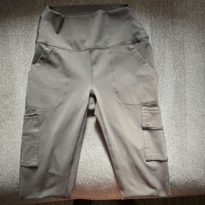 Avalanche Outdoor Supply Olive Legging Style Pants Size Sm RN63619.    C-32